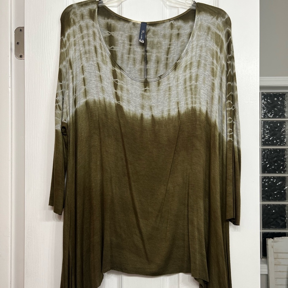 Tie-dye army green tunic